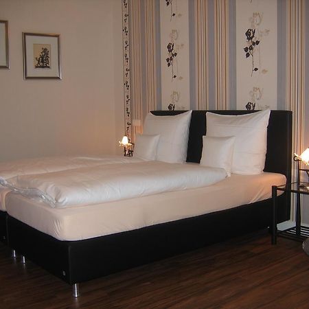 Gaestehaus Oswald Forst an der Weinstrasse Quarto foto