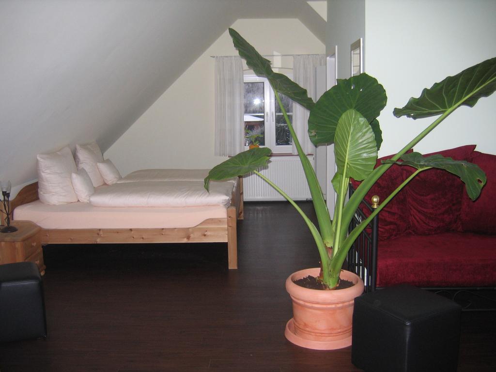 Gaestehaus Oswald Forst an der Weinstrasse Quarto foto